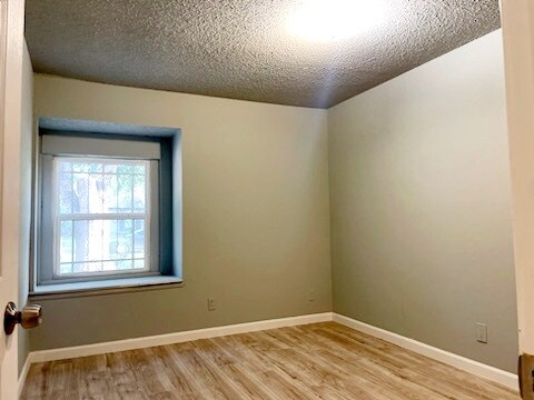 Building Photo - 6605 Spring Lark Dr