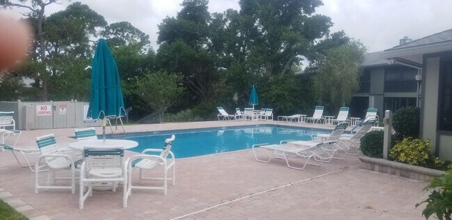 Foto del edificio - 8387 SE Croft Cir