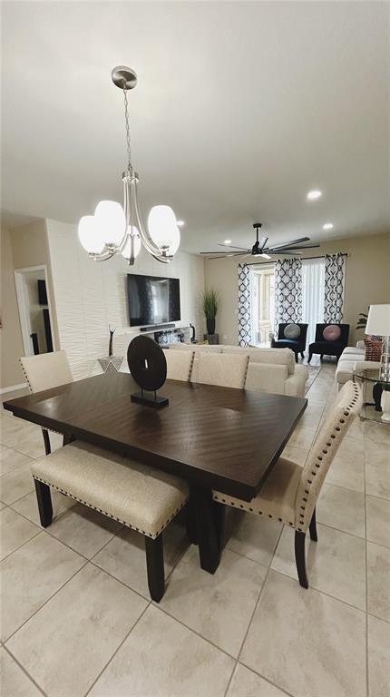 Foto del edificio - 8761 Hinsdale Heights Dr
