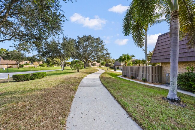 Foto del edificio - 419 4th Ct