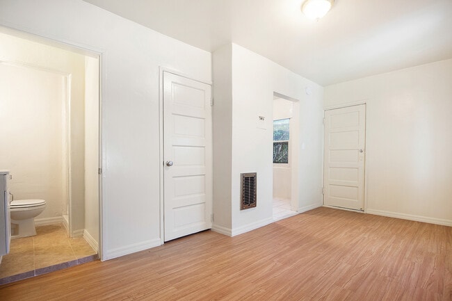 Foto del edificio - 4102 Ascot Ave