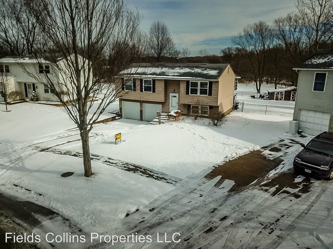 Foto del edificio - 343 Suzanne Dr