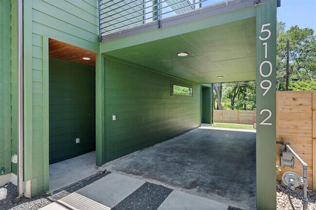 Building Photo - 5109 Stone Gate Dr