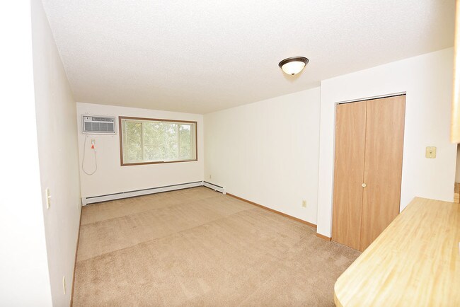 Sala de estar - 411 5th Ave S