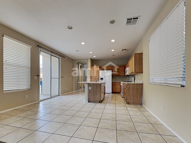 Foto del edificio - 9875 Travis Lake Ct