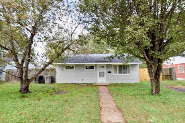 Photo - 1923 Bancroft Dr House