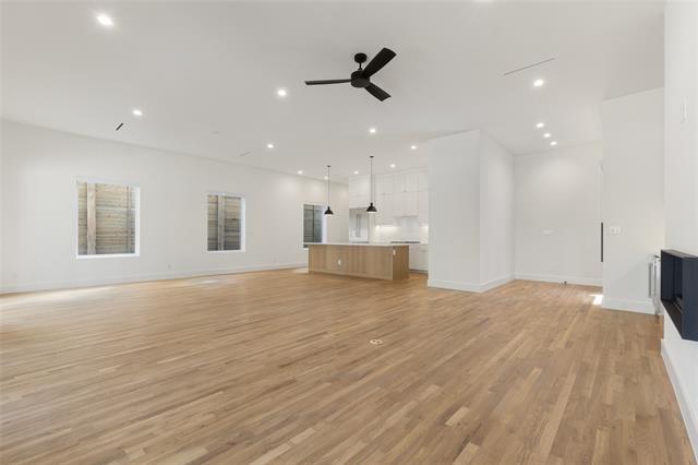 Building Photo - 4420 Abbott Ave