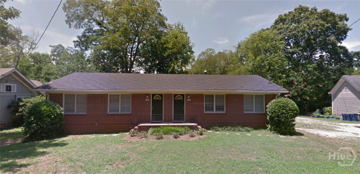Primary Photo - 170 Normal Ave