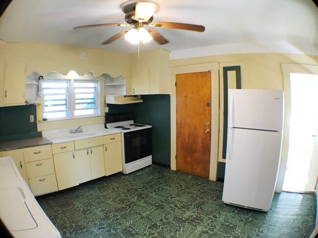 Photo - 35 Concord St Apartments