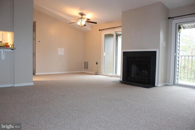 Building Photo - 1111 Castle Harbor Way