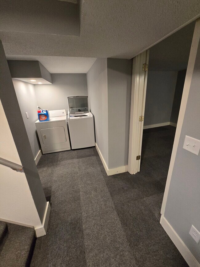 Foto del edificio - 739 13th Ave S