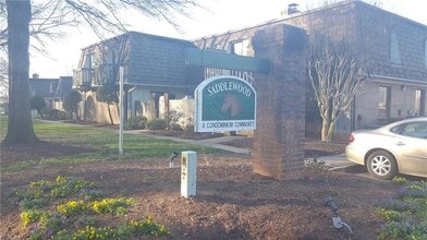 Building Photo - 1765 Ocean Bay Dr