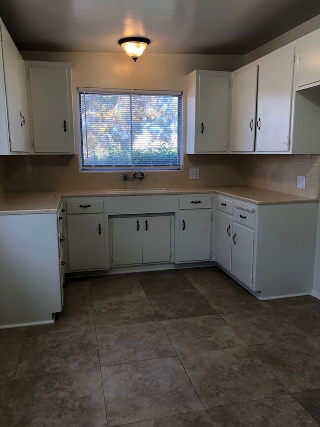 Foto del edificio - 90 N Dunning St