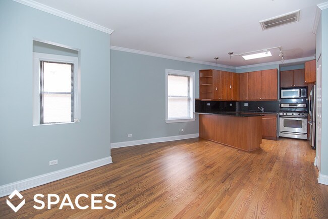 Foto del edificio - 622 W Roscoe St