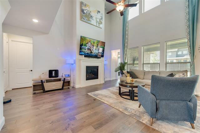 Building Photo - 2823 Silver Leaf Dr