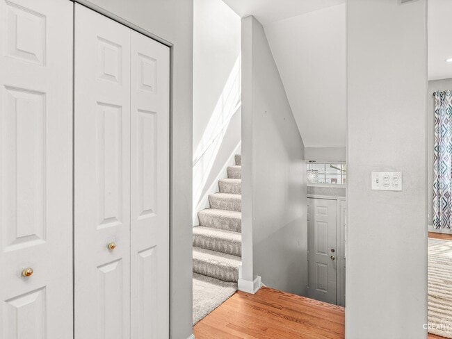Building Photo - 3472 Ravinia Cir