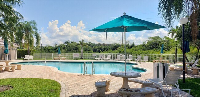 Foto del edificio - 17469 SW 22nd St