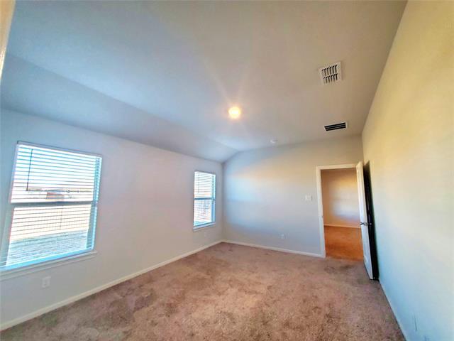 Foto del edificio - 16612 Portage St