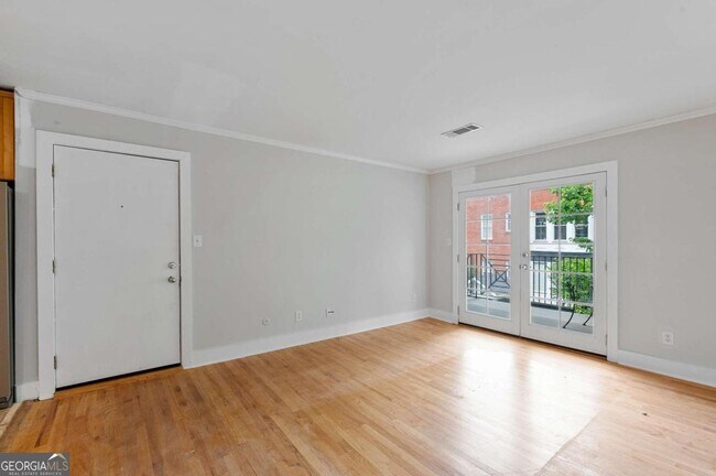 Foto del edificio - 866 Briarcliff Rd NE