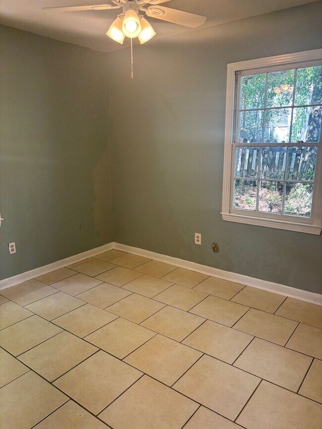 Foto del edificio - 4161 Yorkshire Ln