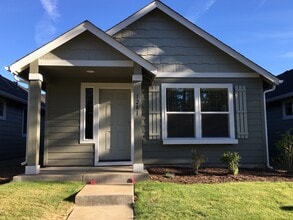Building Photo - 1281 W Rail Way