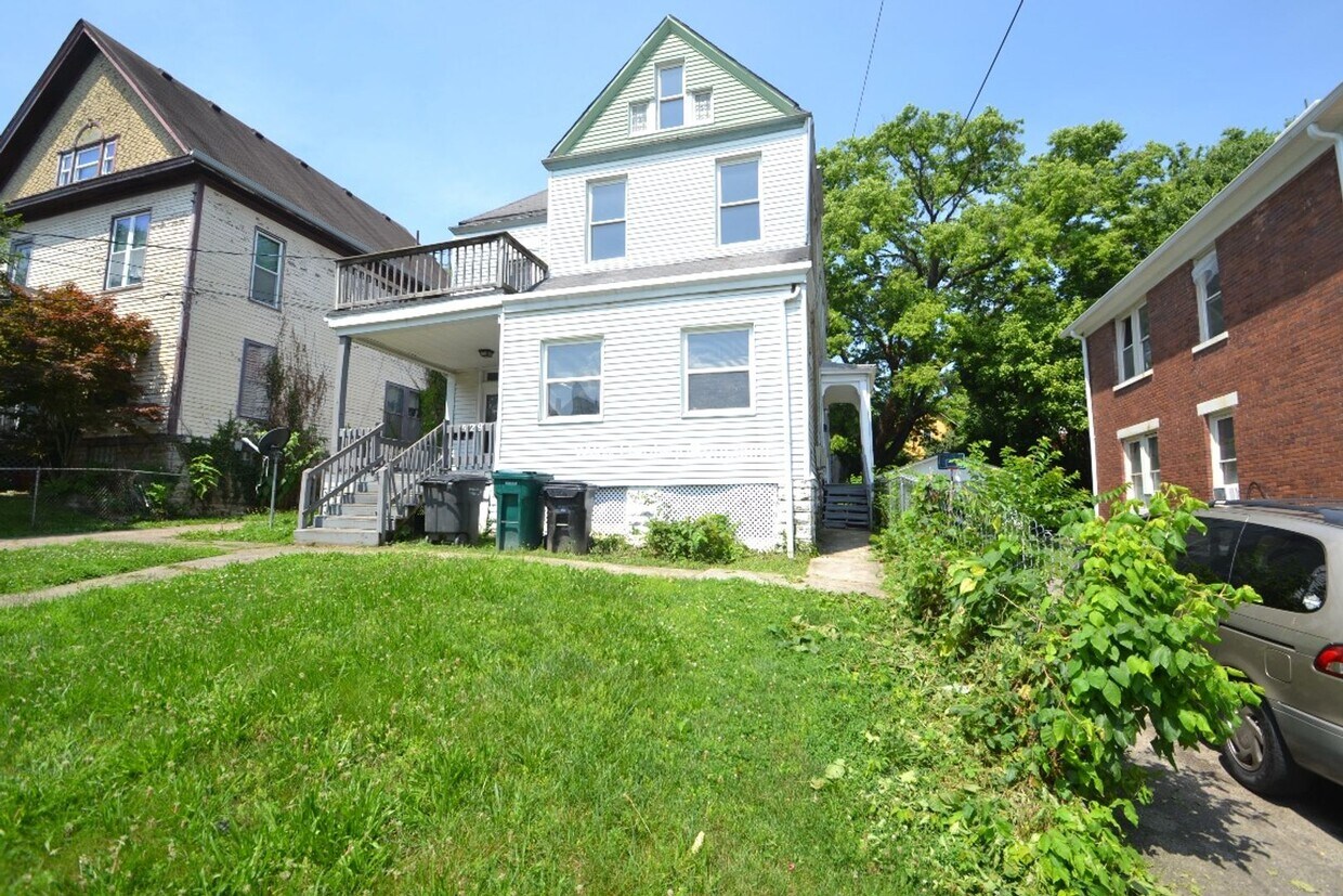 Photo - 529 Hawthorne Ave