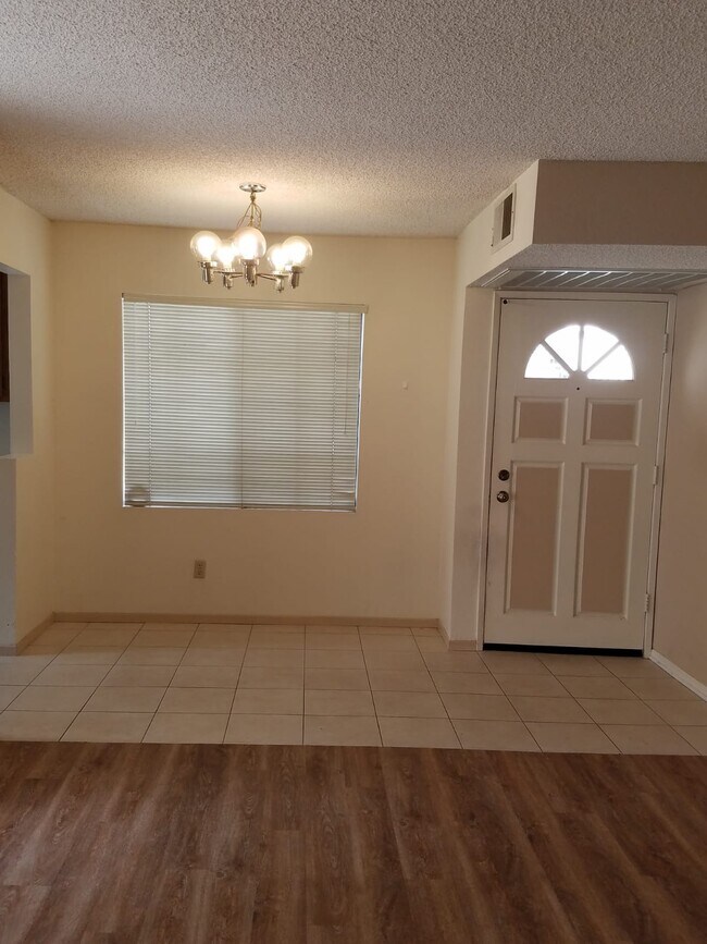 Building Photo - 13294 Wimberly Sq