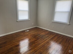 Building Photo - 1603 N 29th St