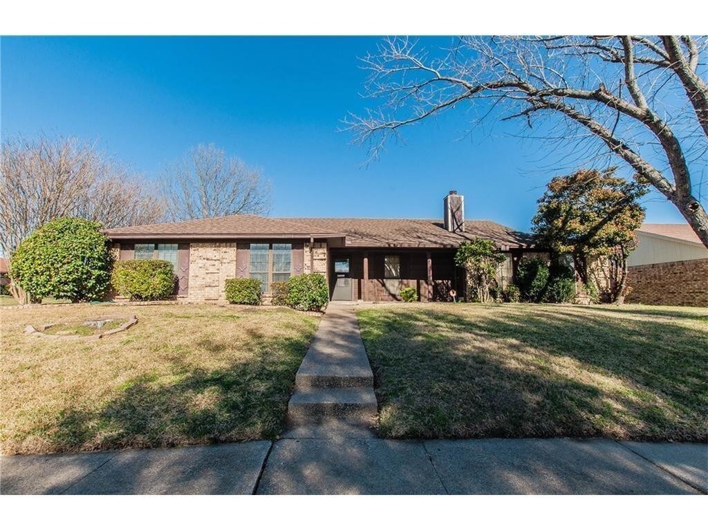 Primary Photo - 2201 Jamie Dr