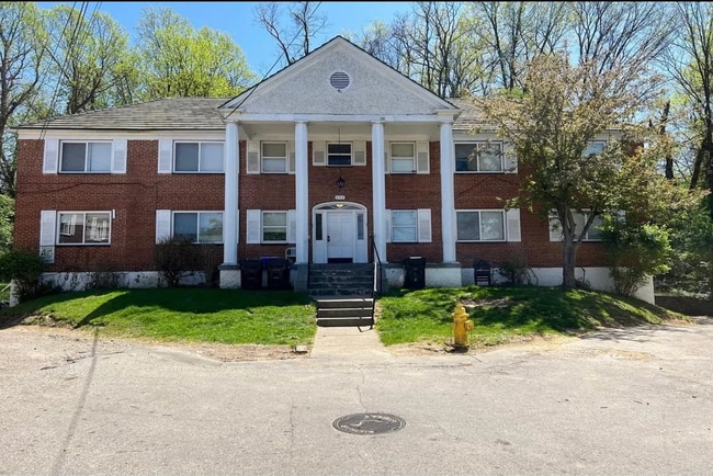 Updated 3-Bed Unit - Spacious! - Updated 3-Bed Unit - Spacious! House