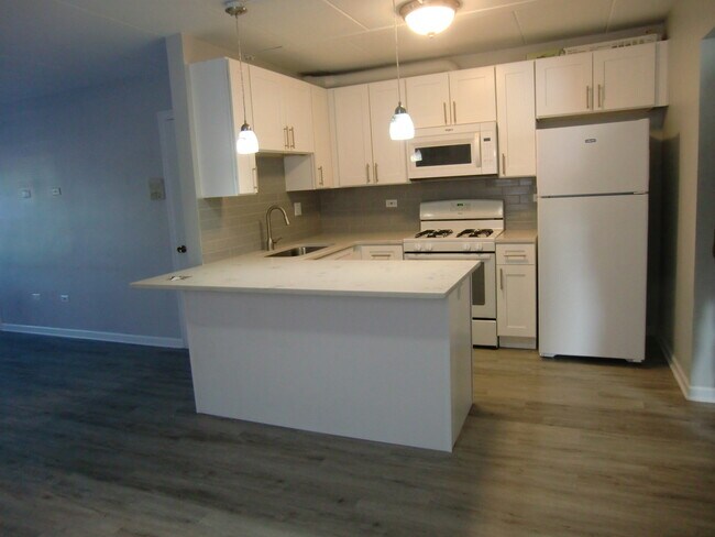 Building Photo - 10721 Keating Ave