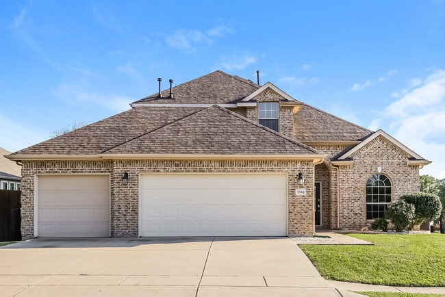 Building Photo - 1082 Carpenter Ct