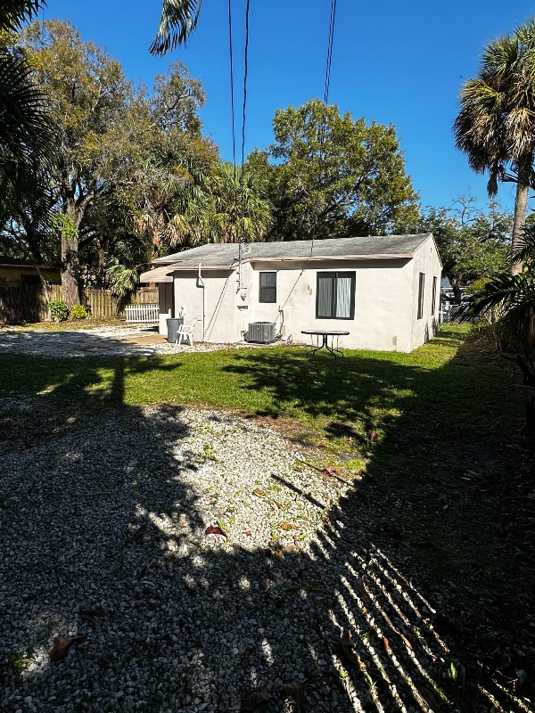 Building Photo - 1131 SW 8th Terrace