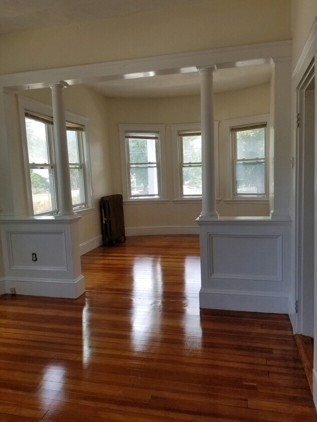 74 River St Unit 1, Arlington, MA 02474 74 River St Arlington, MA