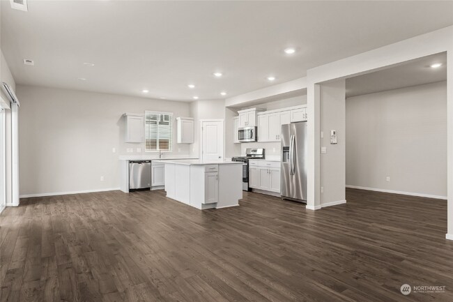 Building Photo - 1478 SW Pendleton Way