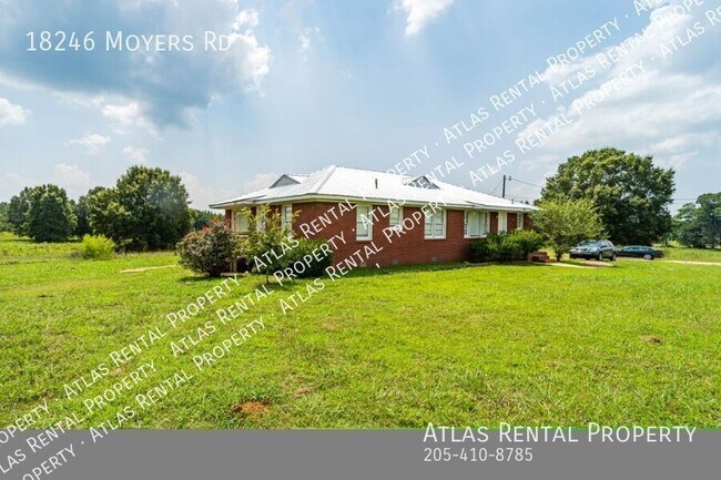 Foto del edificio - 18246 Moyers Rd