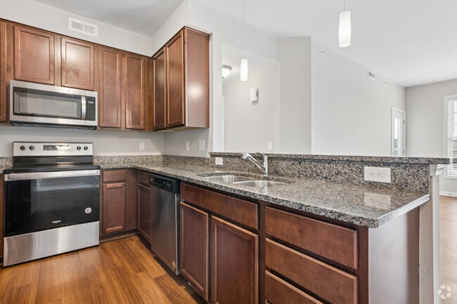 2BR, 2BA - 1,109SF - Kitchen - The Aspen