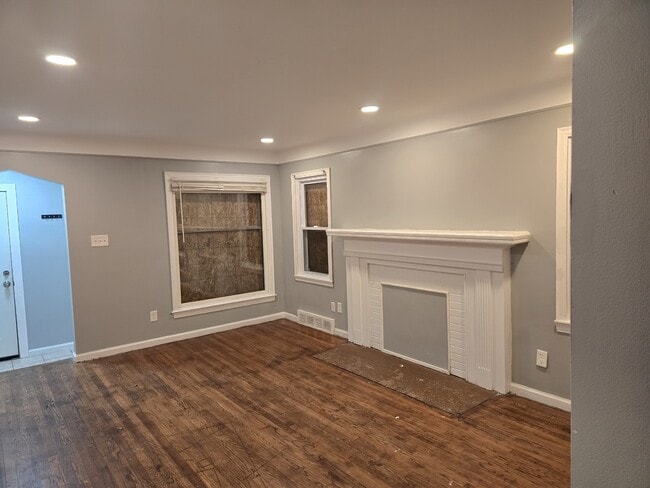 Foto del edificio - 11911 Lansdowne St