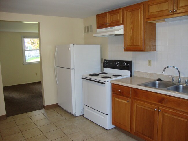 Kitchen, as seen from entryway. - 708 Charlotte Ave