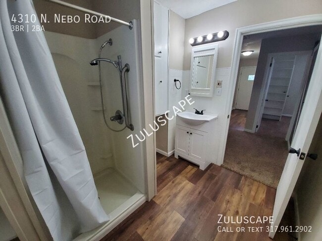 Building Photo - 4310 Nebo / 3 bedroom 1.5 bathroom rehabbe...