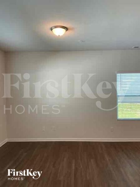 Foto del edificio - 9413 Coddle Ct NW