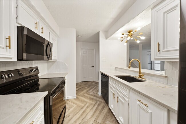 Foto del edificio - 20291 Sunny Shores Dr