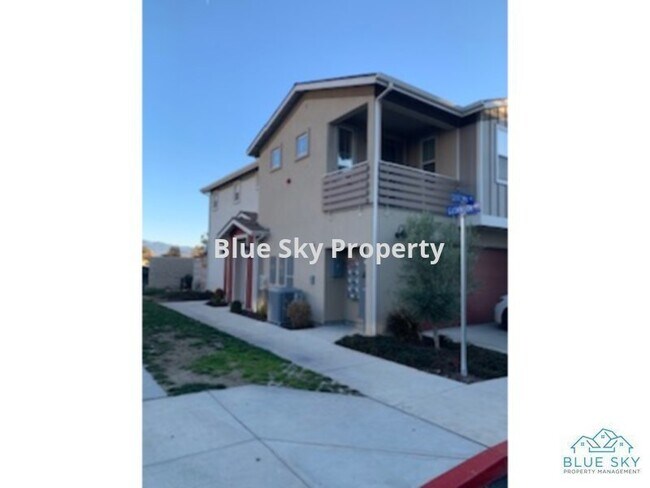 Foto del edificio - Charming Townhome