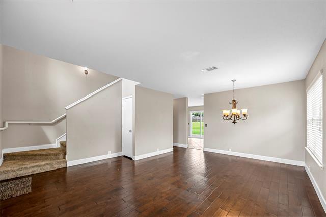 Building Photo - 2504 Deer Run Ct