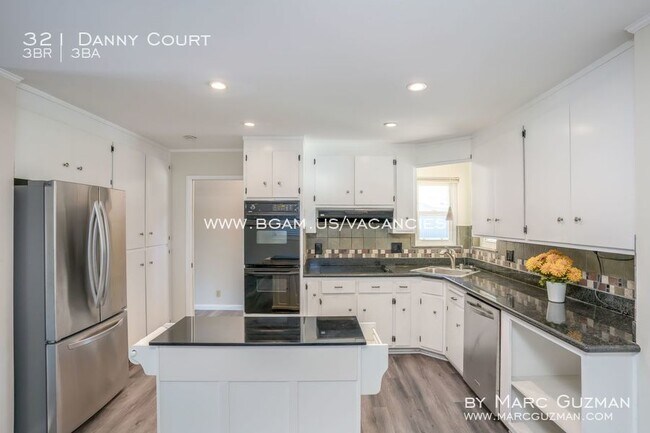 Building Photo - Remodeled Pinole Rancher in Pinole Bayfront