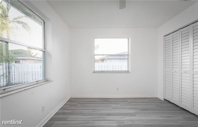 Foto del edificio - 3 br, 2 bath House - 6324 Taylor St Great ...