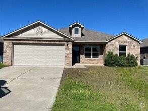Building Photo - 915 Karlee Ct