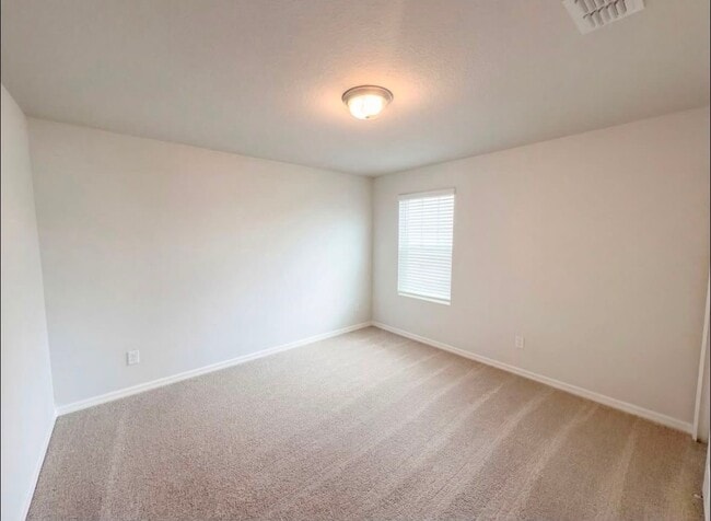Foto del edificio - 144 Bellmont Ln
