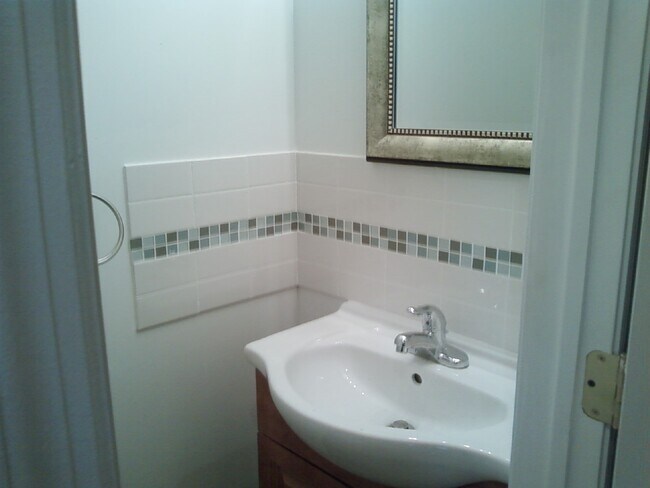 Foto del edificio - 2121 43rd St