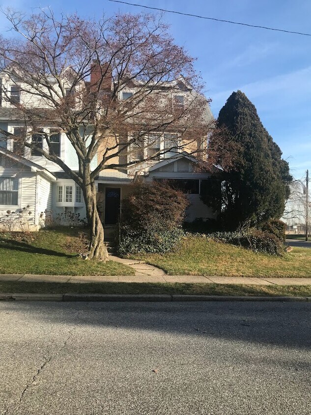 Front of House - 6401 N Fairhill St